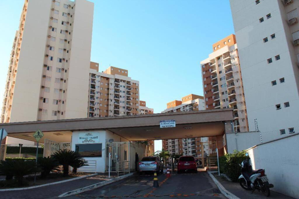 Apto Excelente Localizacao E Aconchego. Cuiabá Eksteriør billede