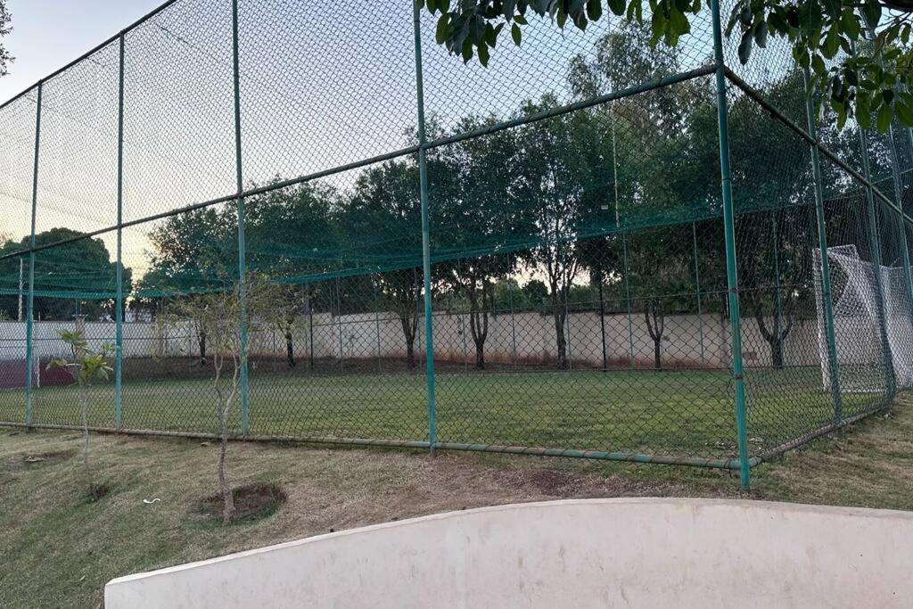 Apto Excelente Localizacao E Aconchego. Cuiabá Eksteriør billede
